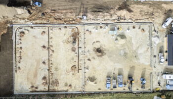 Beregnungsanlage und Pflasterarbeiten, sowie Schweißbahnen