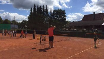 Ferienschnuppertennis
