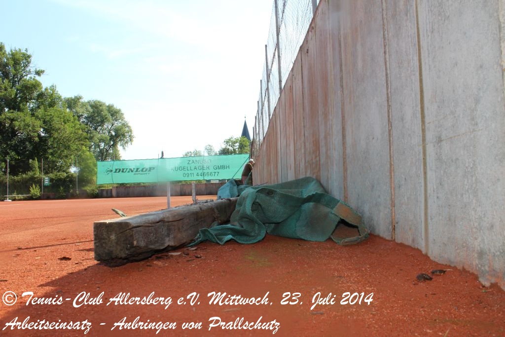 2014_0723_tca_ev__arbeitseinsatz_prallschutz_fuer_platz_1_und_platz_2_0000001.jpg