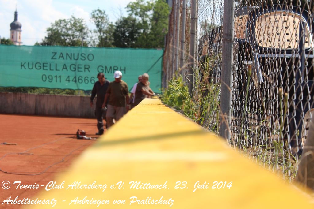 2014_0723_tca_ev__arbeitseinsatz_prallschutz_fuer_platz_1_und_platz_2_0000011.jpg