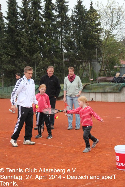 2014_0427_tca_ev__deutschland_spielt_tennis_in_allersberg_eine_aktion_der_barmer_gek_und_tennisclub_allersberg_0000015.jpg