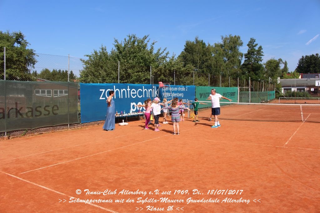 2017_0718_tca_ev__schnuppertennis_sybilla_maurer_grundschule_allersberg_klassen_2b_0000005.jpg
