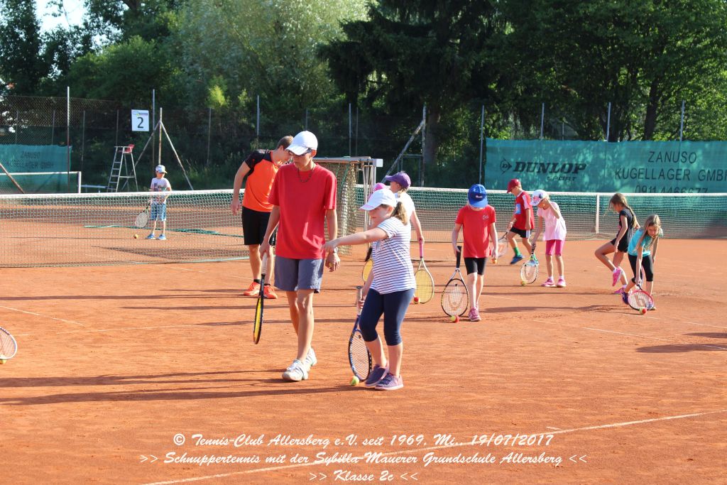 2017_0719_tca_ev__schnuppertennis_sybilla_maurer_grundschule_allersberg_klassen_2c_0000006.jpg