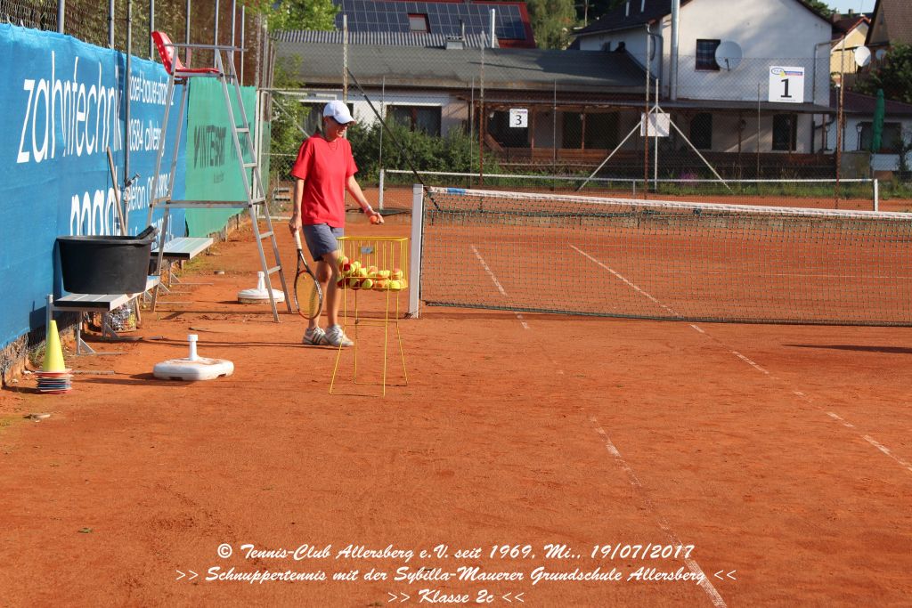 2017_0719_tca_ev__schnuppertennis_sybilla_maurer_grundschule_allersberg_klassen_2c_0000007.jpg